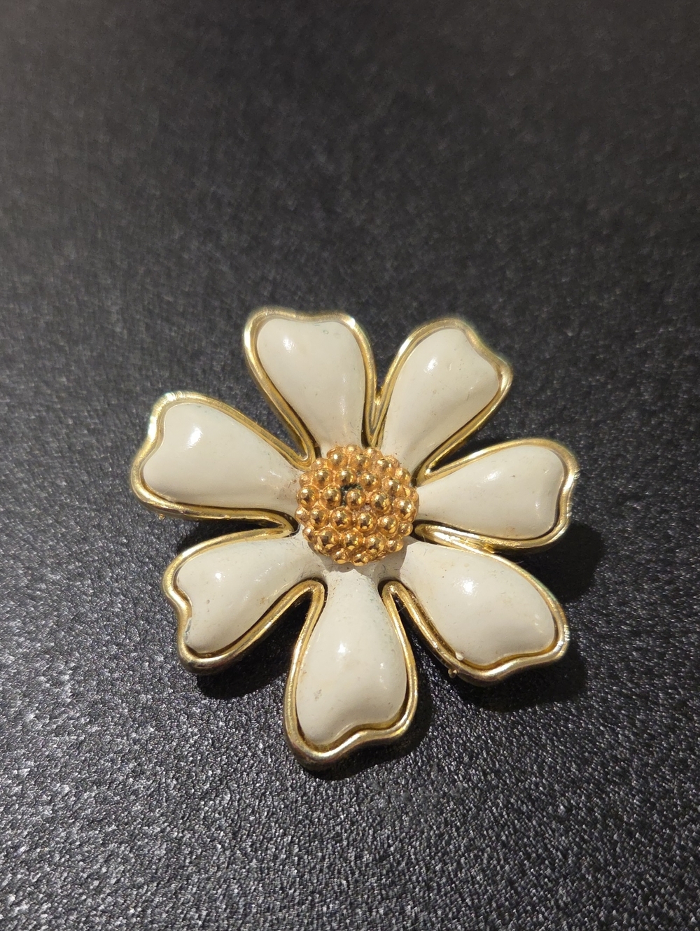 Coro White Enamel Daisy Flower Brooch with Gold Accents